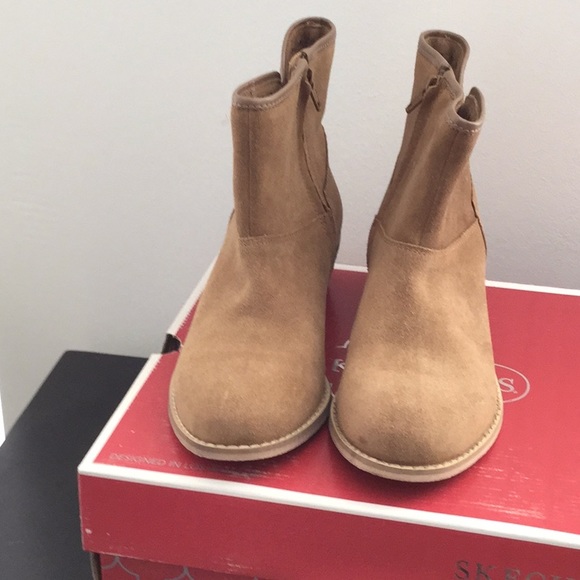 NEW SKETCHERS Suede boots, side zip, Stitching. - Picture 4 of 4